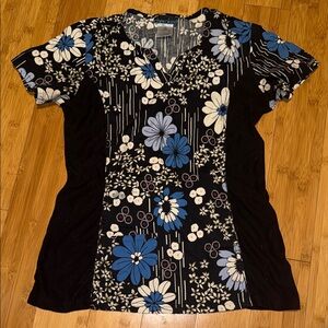 Cherokee Women's Floral Print Scrub Top - Black and Blue